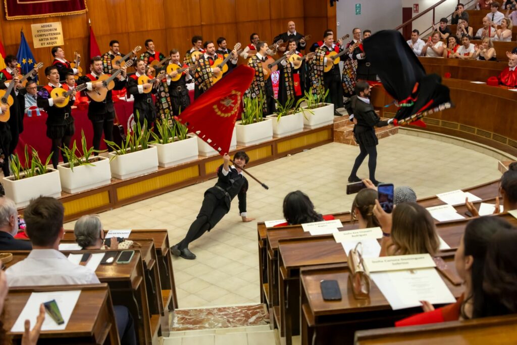 Tuna para actuaciones